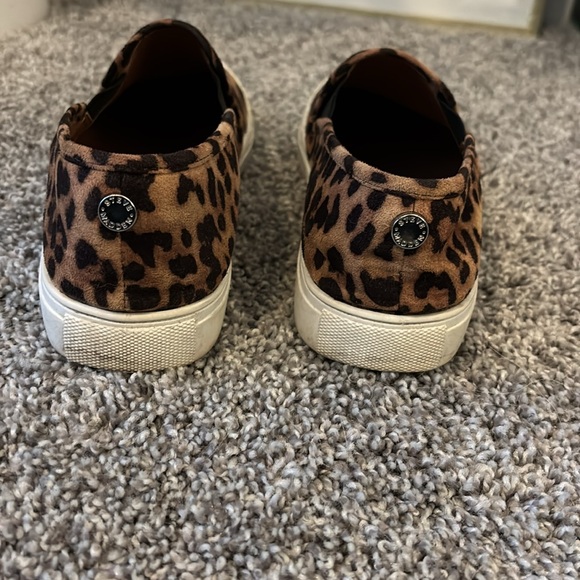 Steve Madden Cheetah Print flats - Picture 4 of 4